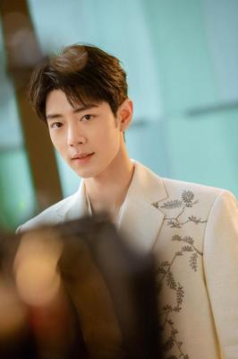 肖戰(zhàn)工作室增加經(jīng)營范圍:新增營業(yè)演出、電影攝制服務(wù)等